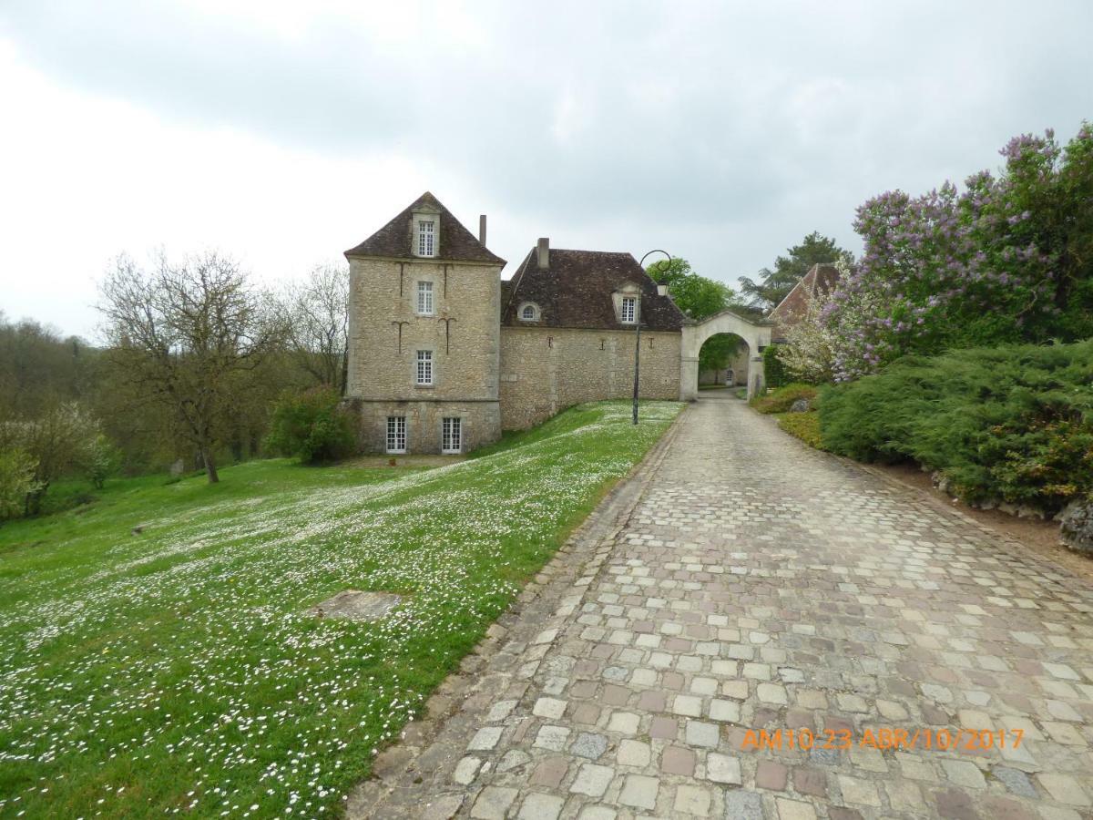 Soisy-Bouy Chateau De Montrame מראה חיצוני תמונה